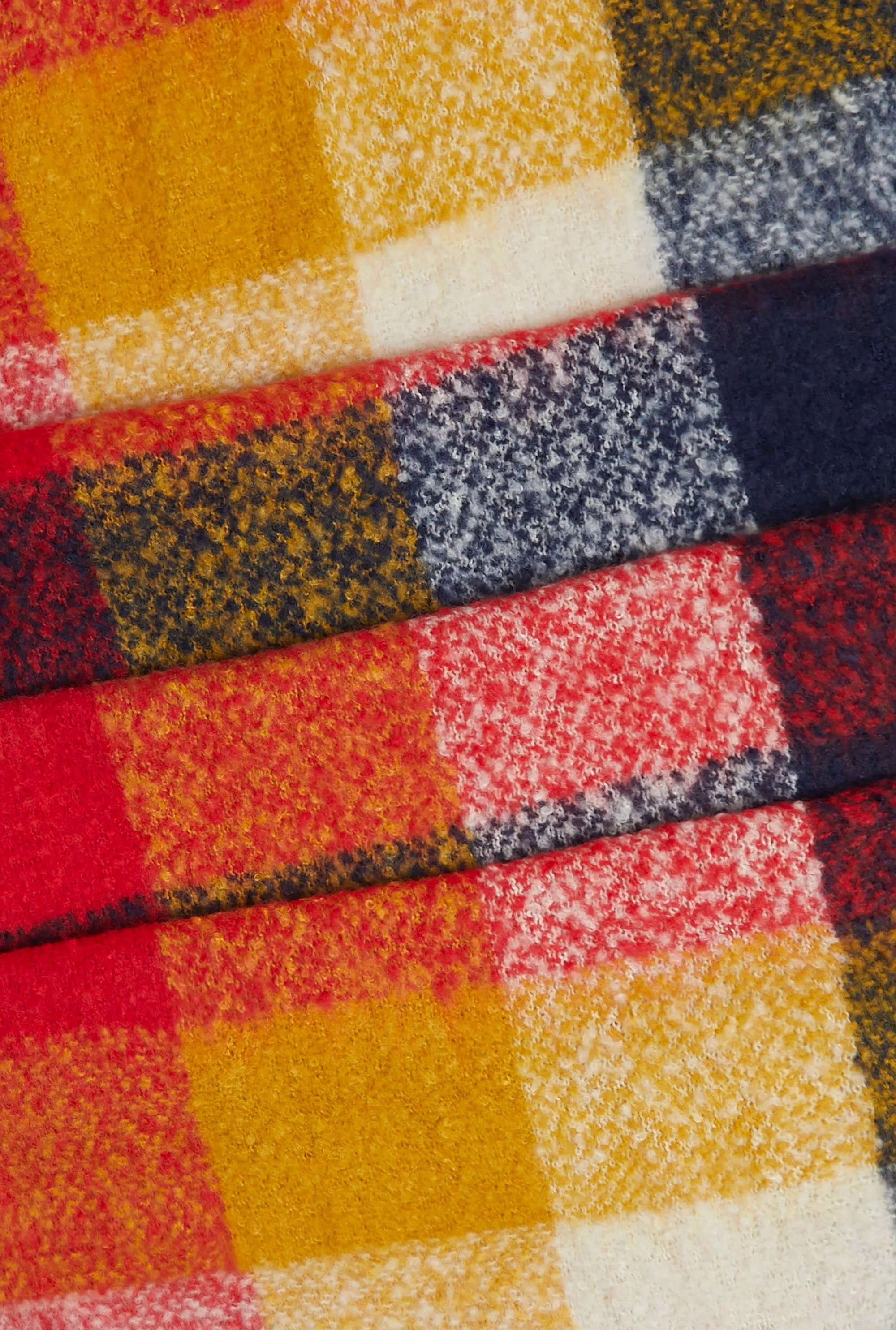 Arlequin Checkered Scarf Red