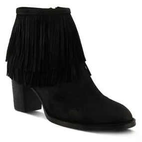 Bernat Booties by Azura