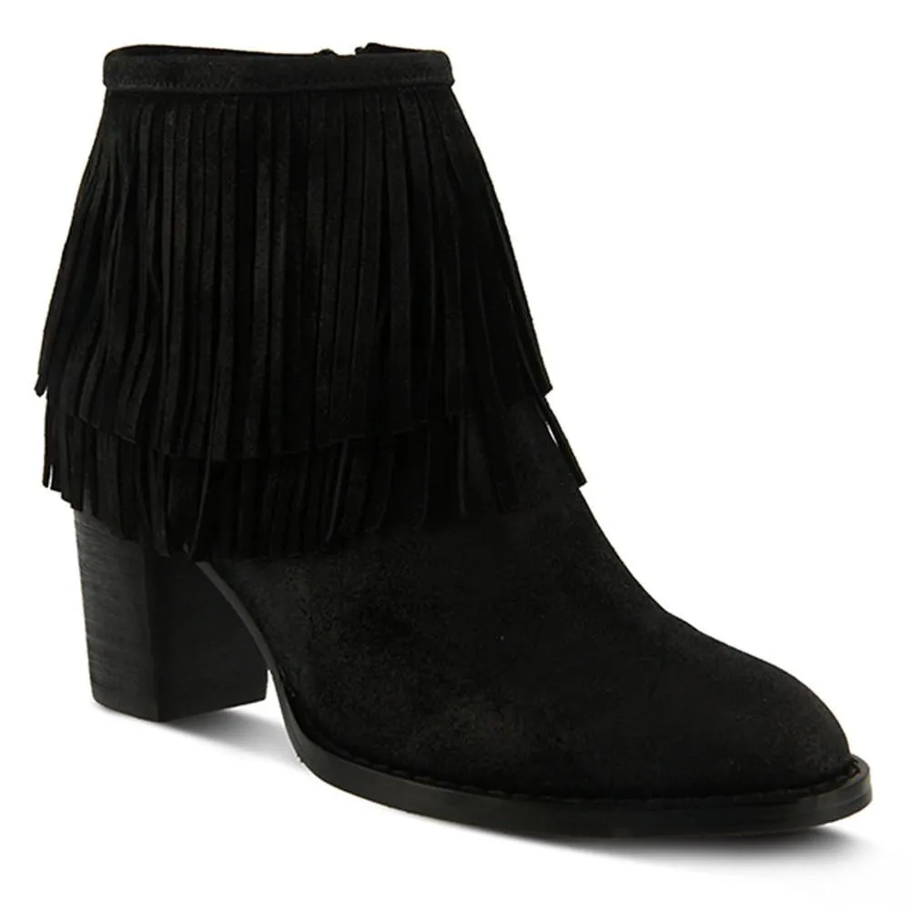 Bernat Booties by Azura