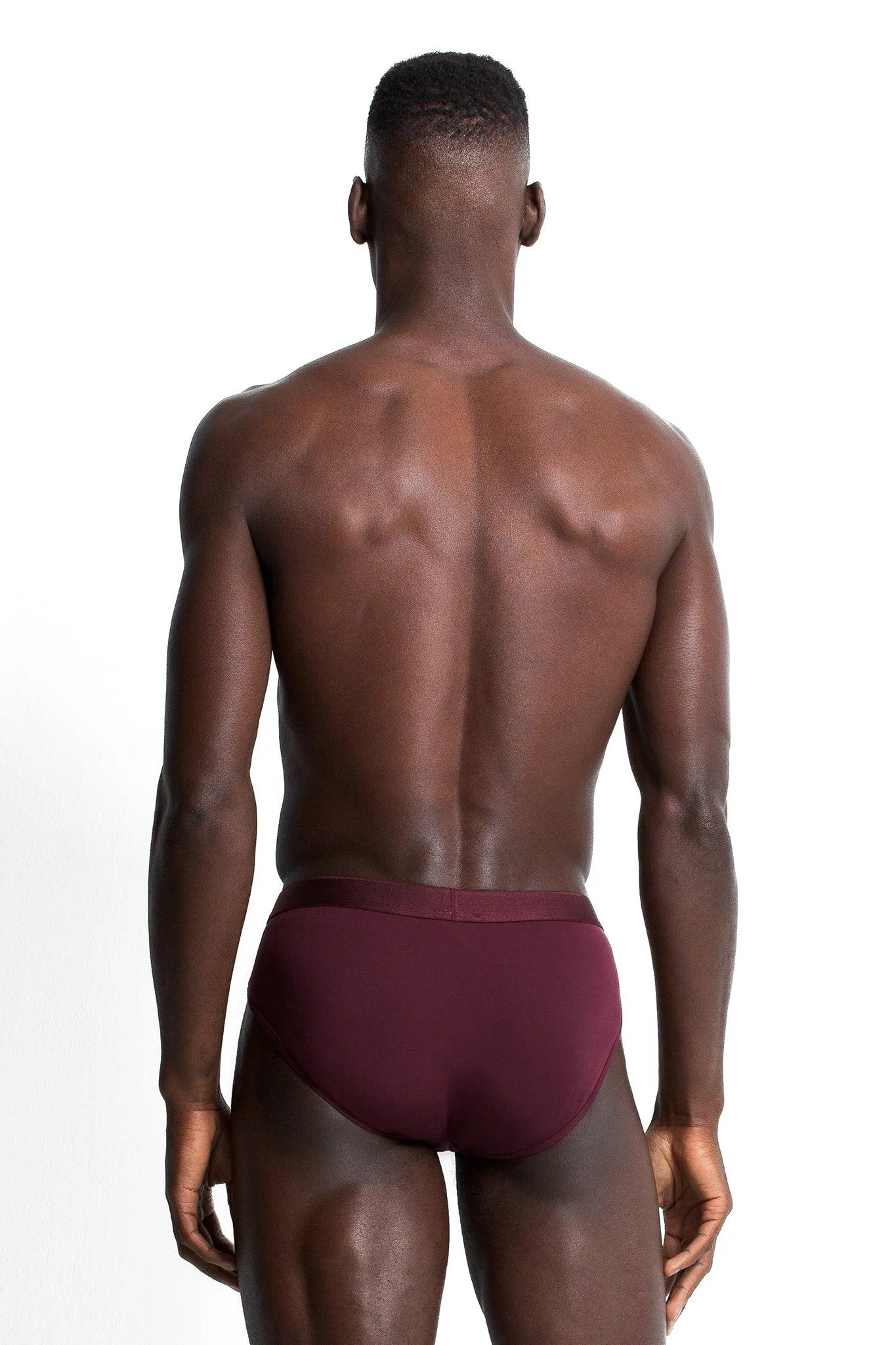 ELITE BRIEF