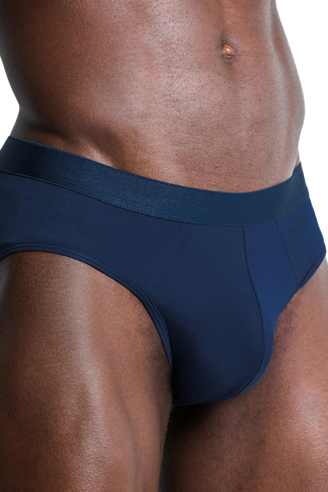 ELITE BRIEF