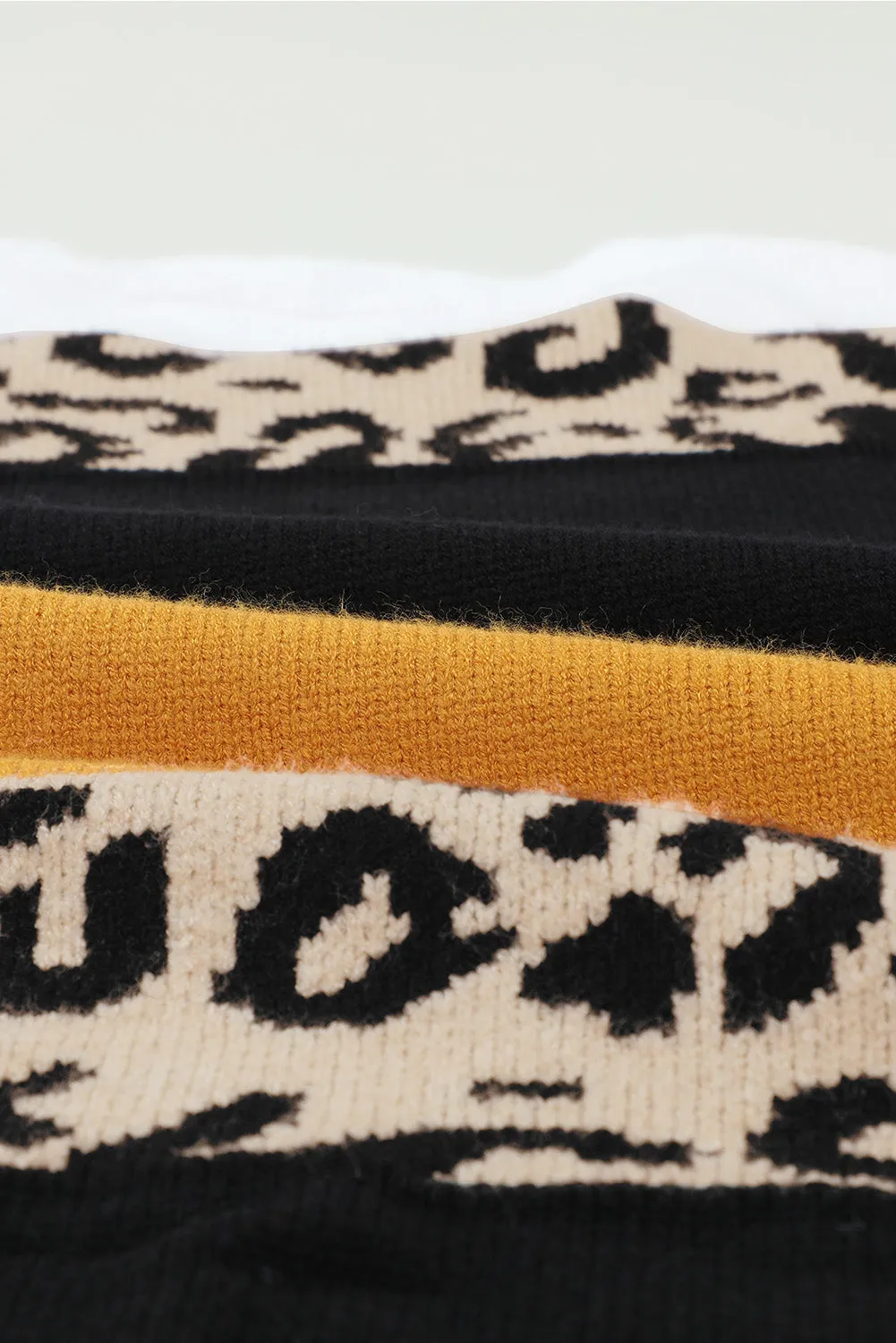 Green Crewneck Leopard Color Block Knit Pullover Sweater