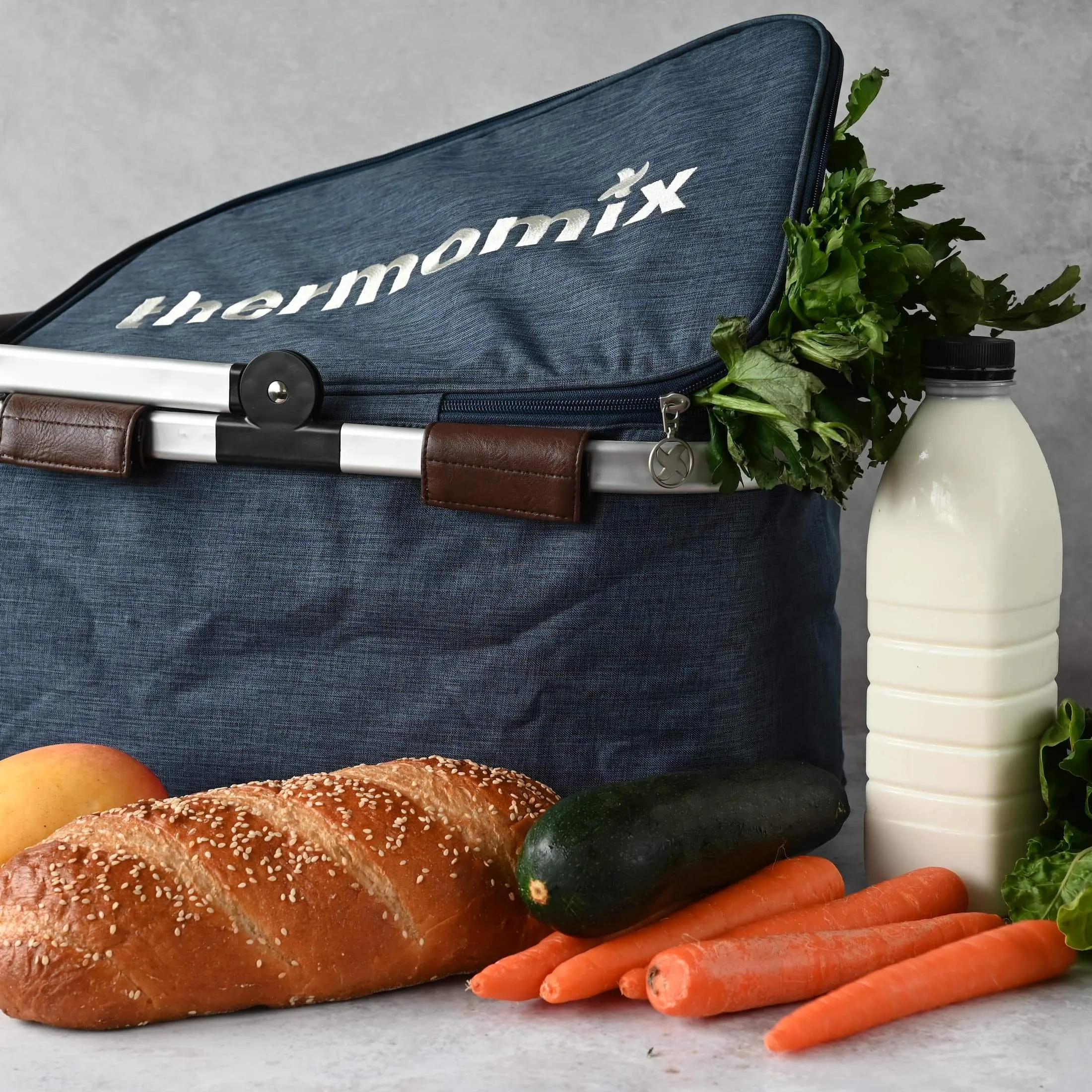 Insulated Carry Basket