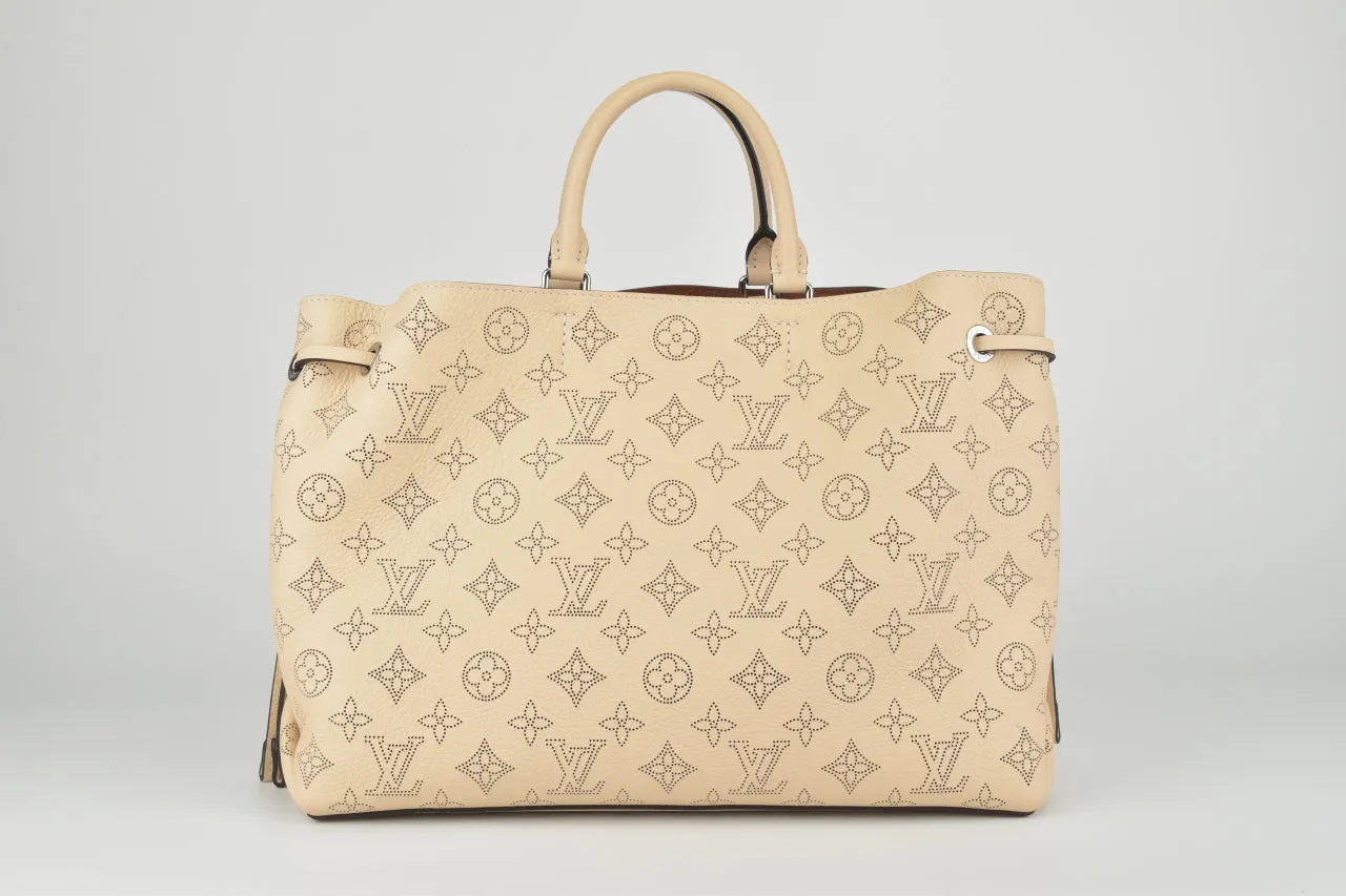 M59203 Bella Tote in Creme Beige