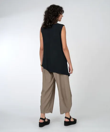 Niche - Brussels Crepe - Drape Tank - Black