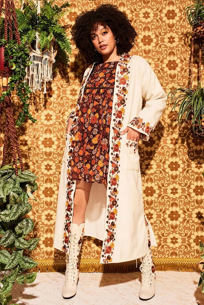 Penny Lane Cream Floral Embroidered Boots -SSA483 - UK8