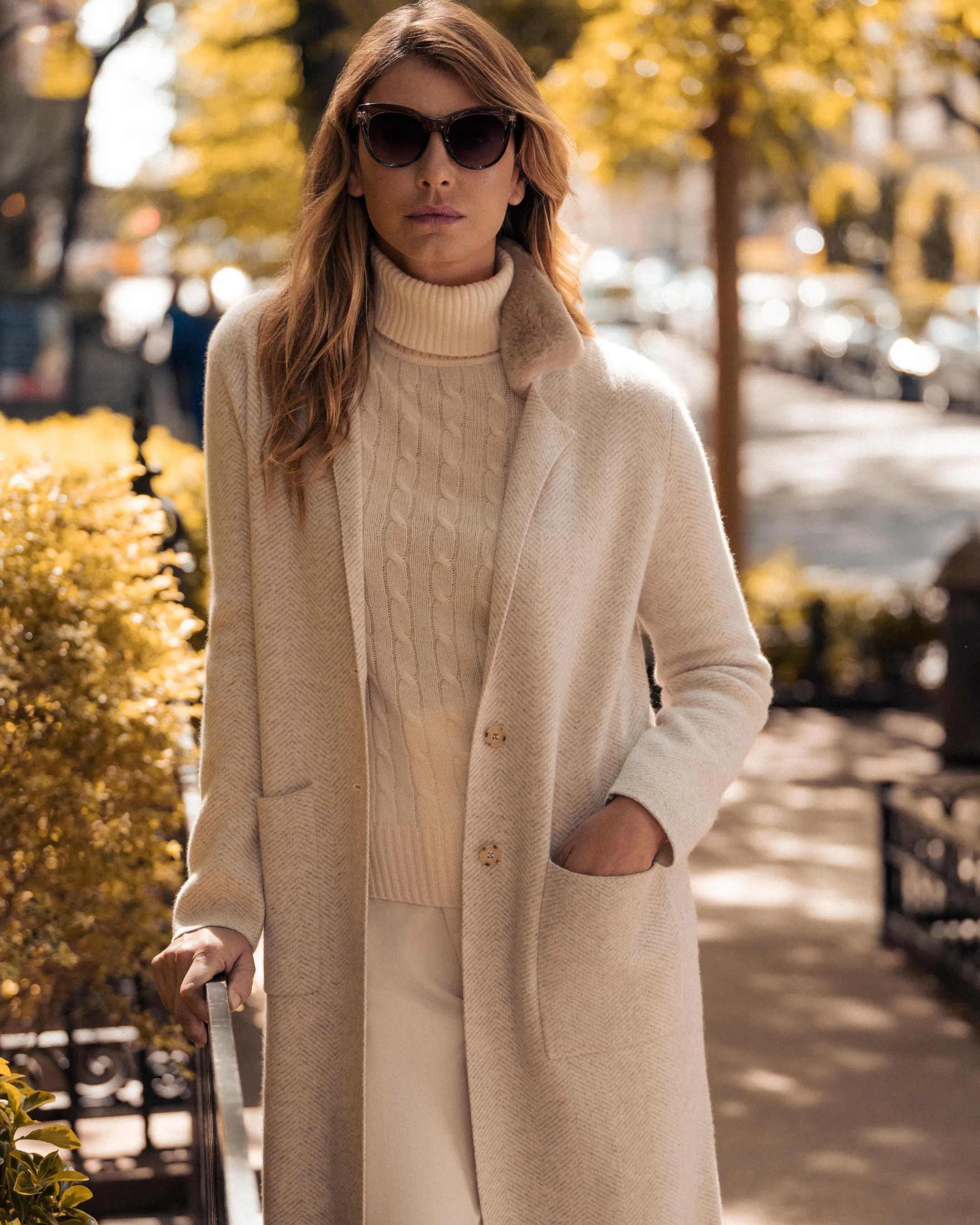 Women's Adelyn Cable Roll Cashmere Jumper New Ivory White