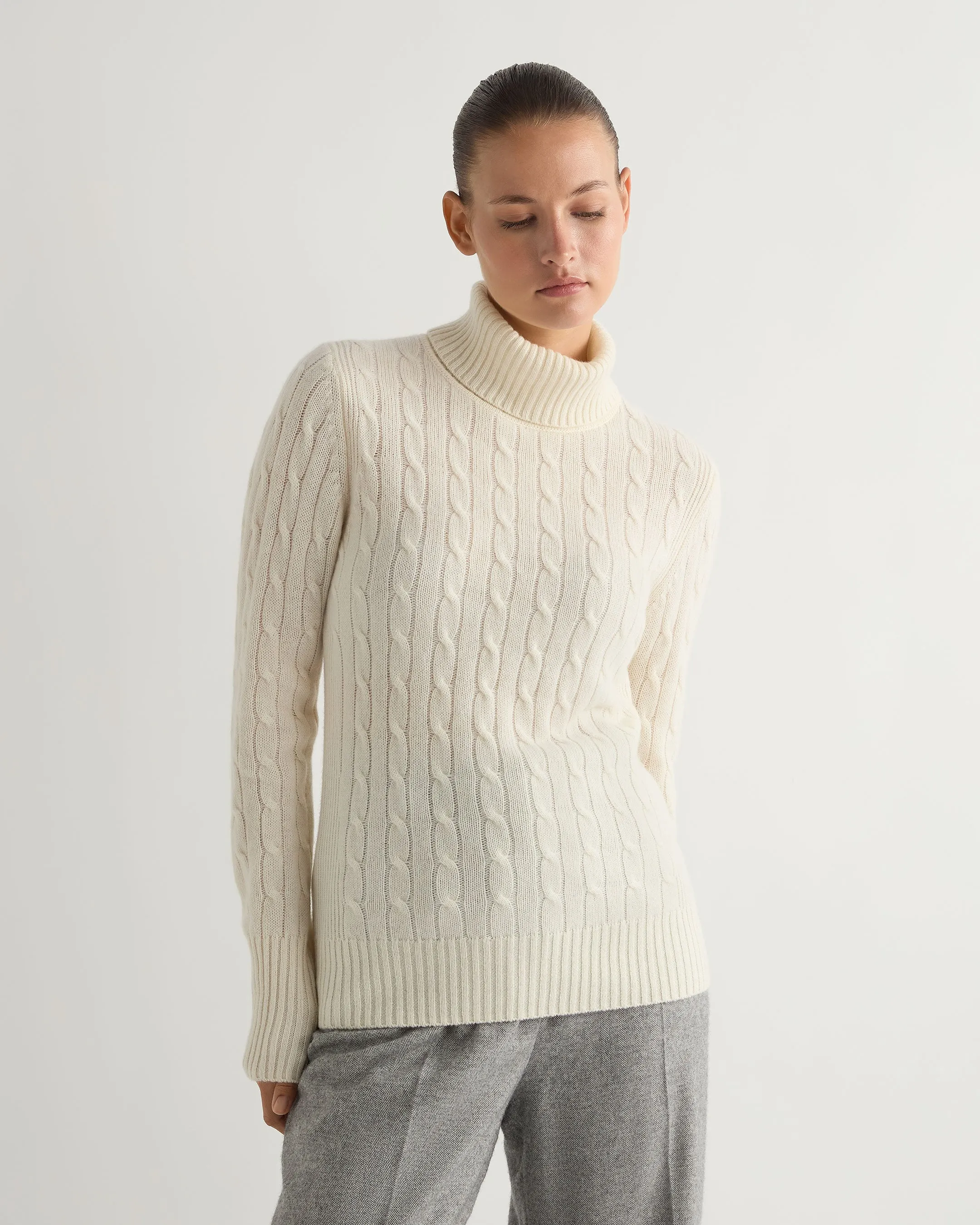 Women's Adelyn Cable Roll Cashmere Jumper New Ivory White